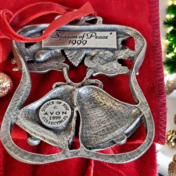 1999 Avon Fine Collectibles Pewter 'Season of Peace' Christmas Ornament - Picture 5 of 7